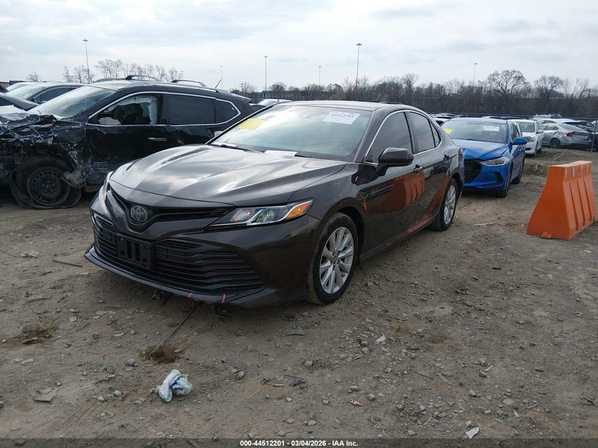 2018 TOYOTA CAMRY VIN 4T1B11HK0JU590188 nuotrauka 2
