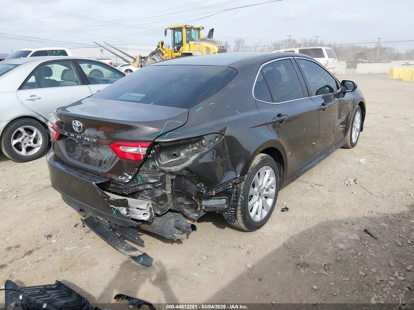 2018 TOYOTA CAMRY VIN 4T1B11HK0JU590188 nuotrauka 4