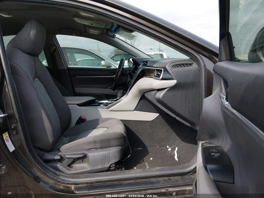 2018 TOYOTA CAMRY VIN 4T1B11HK0JU590188 nuotrauka 5